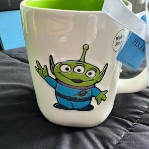 Rae Dunn alien mug